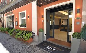 Cavour 30TRE - Hotel Moderno